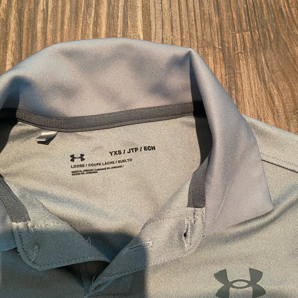 Under ArmourYouth size XS polo shirts. EUC some only worn once. - Picture 6 of 6